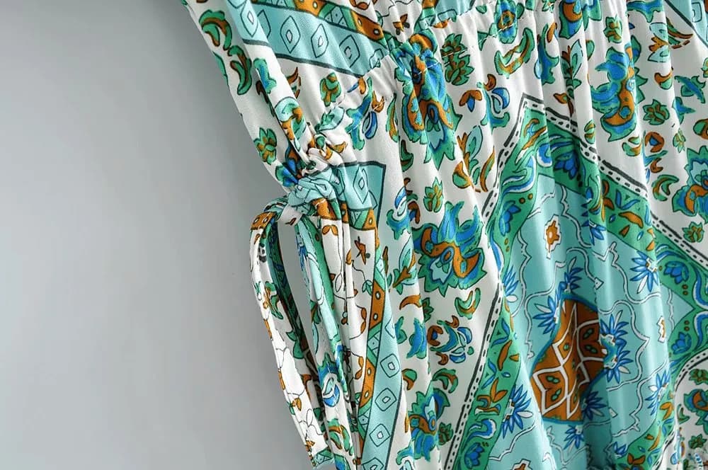 Boho Maxi Dress – 70s Floral Spirit