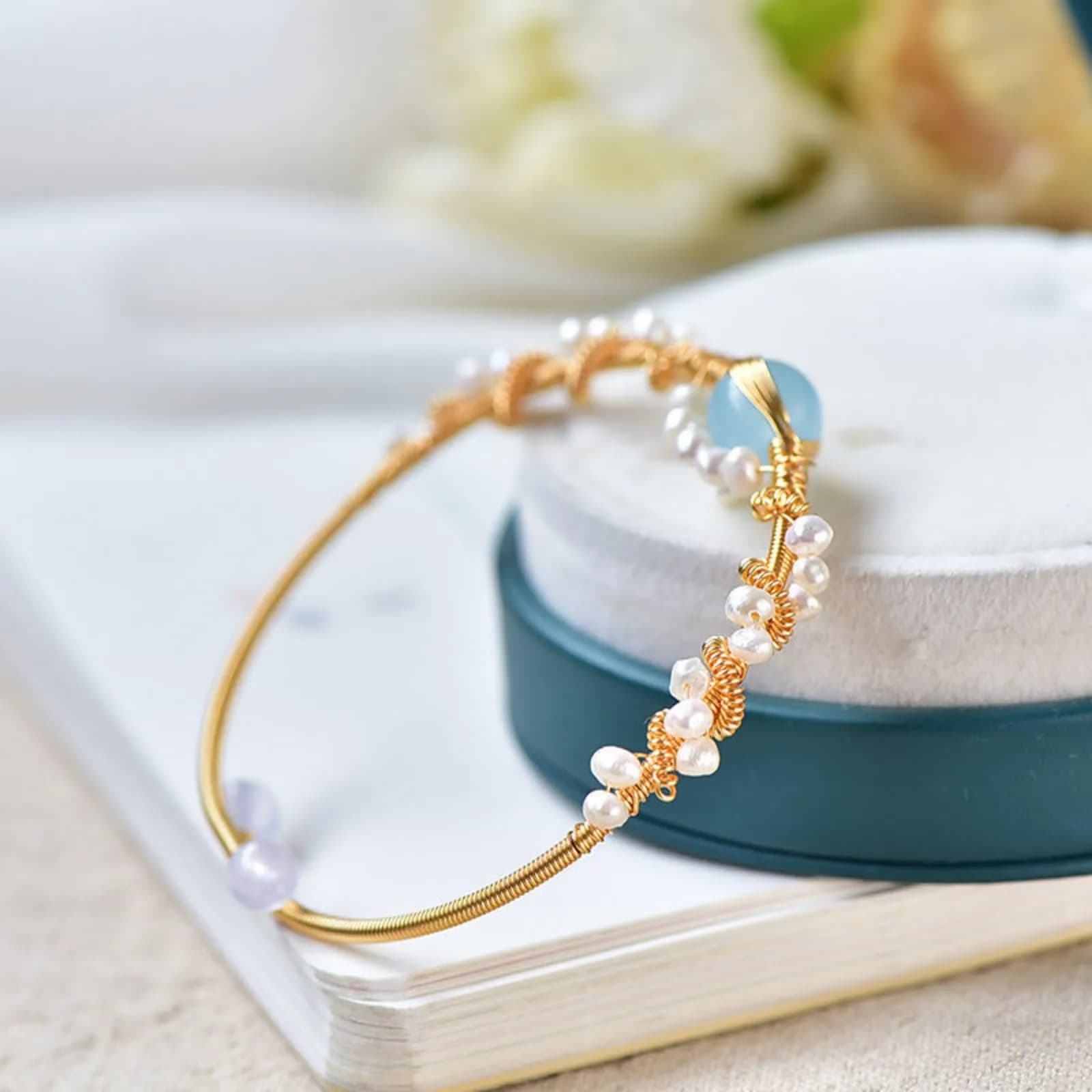 Perlen Armband Damen gold – elegantes Armband mit Perlen & Herz